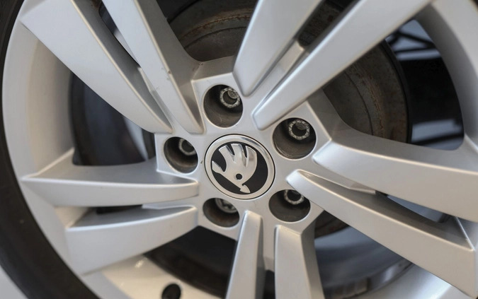 Skoda Fabia cena 52850 przebieg: 25415, rok produkcji 2019 z Nowe Miasto nad Pilicą małe 596